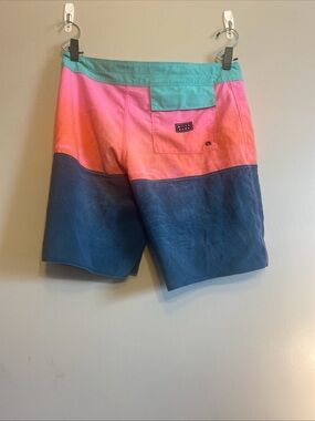 Billabong Fifty/ 50 Pro Men’s Sz 30 Color Block Board Shorts Swim Surf